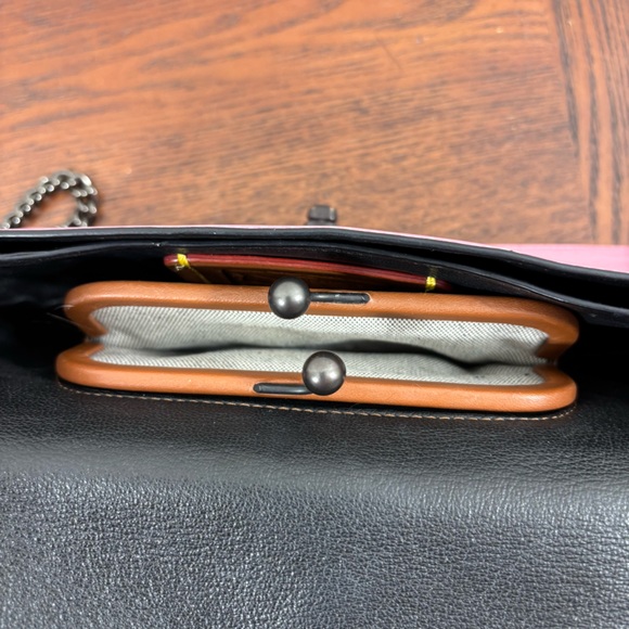 Coach Dinky pink  Crossbody Bag with Gunmetal Chain kisslock  GUC - Picture 7 of 11